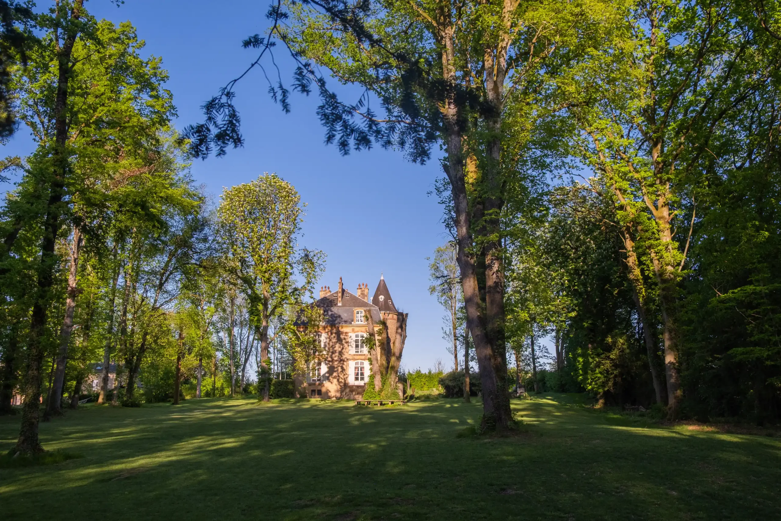Chateau Guillermo private castle in the French Ardennes 113